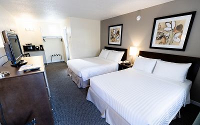 Siesta Suites Kelowna