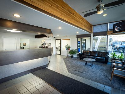 Siesta Suites Kelowna